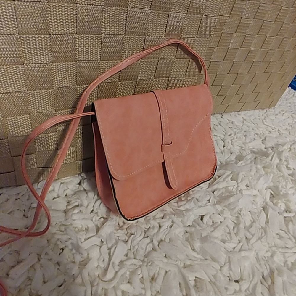 Small shoulder bag